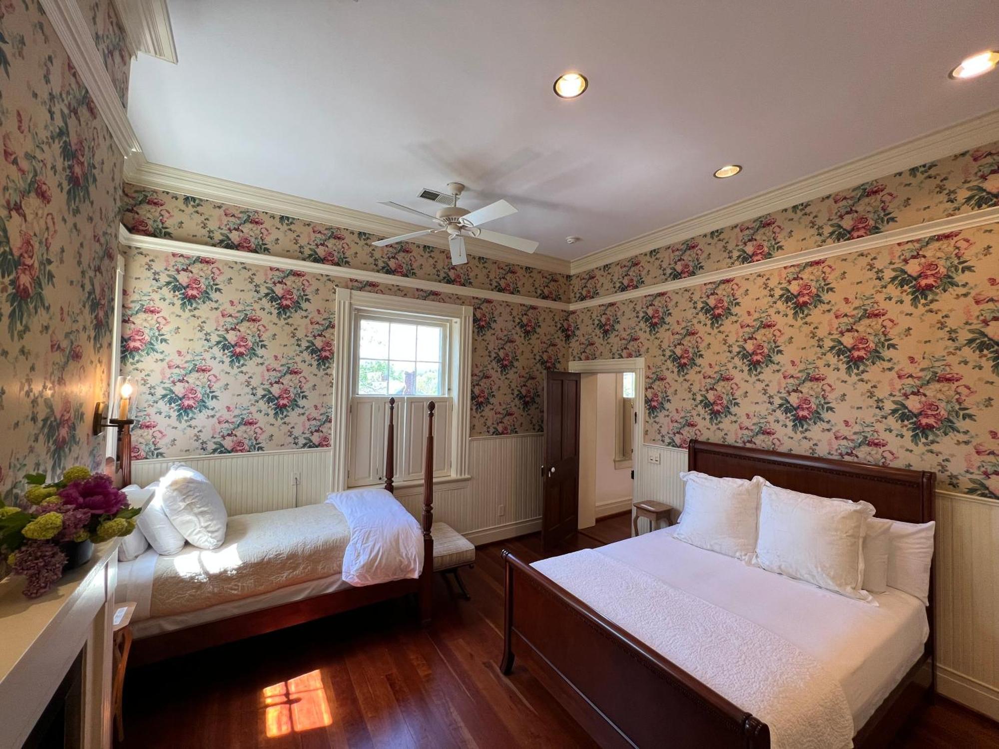 Stonegate Hotel Lexington Kamer foto